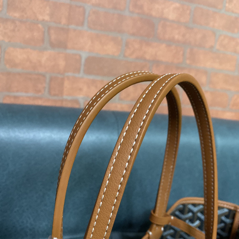 GOYARD PURSE