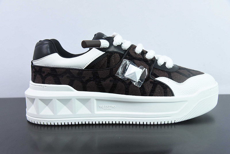 valentino sneaker