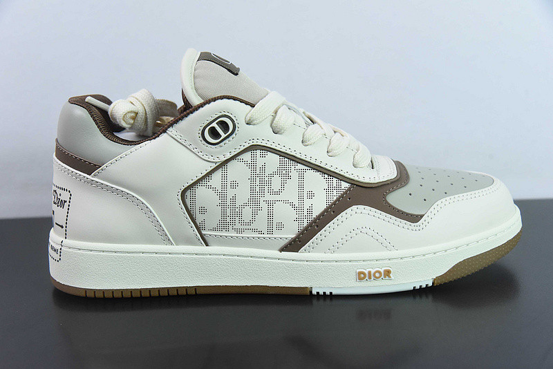 DIO* SNEAKER