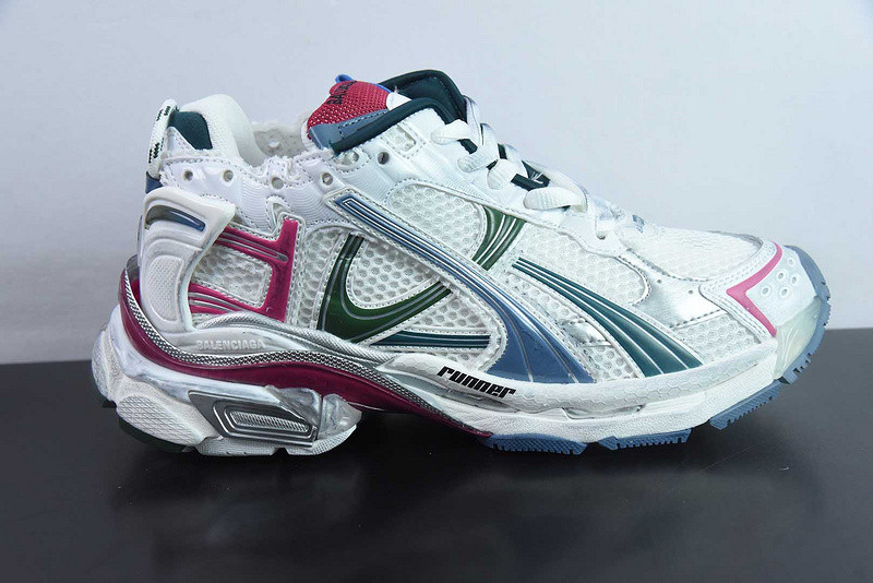 Ba1en*iaga Runner Sneaker