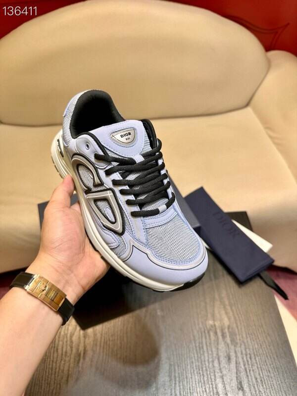 DIO* SNEAKER