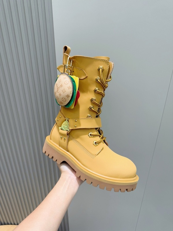 LVT BOOTS