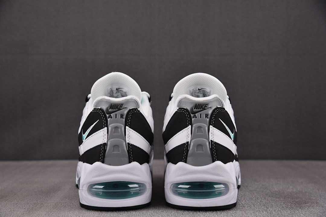 Nike Air Max 95 OG “Black Border” IM7409-100