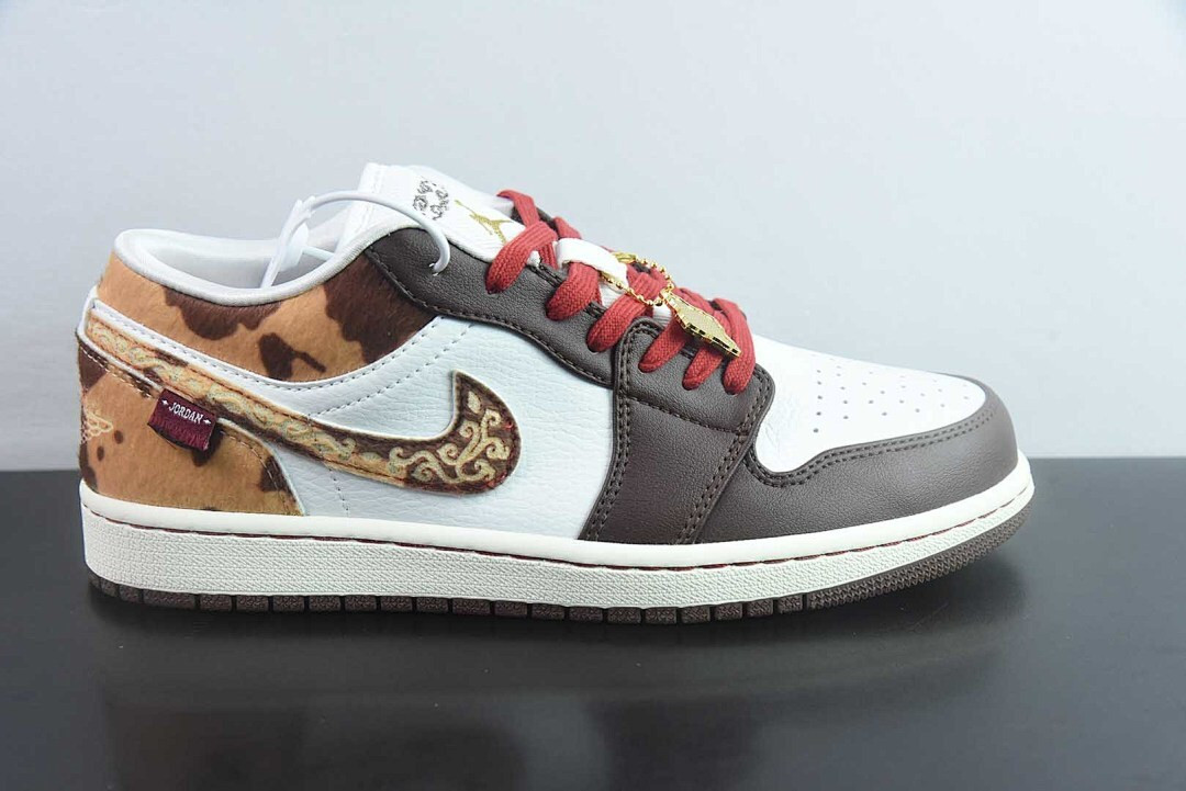 Air Jordan 1 Low SE ''Year of the Horse'' IQ5321-121