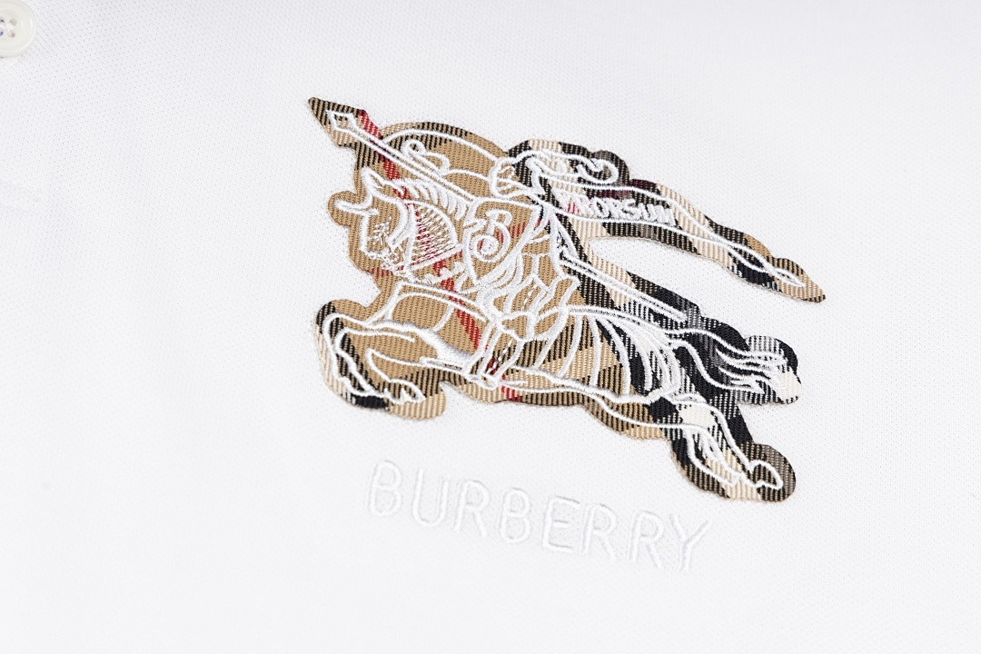 Bv*b*rry Clothes