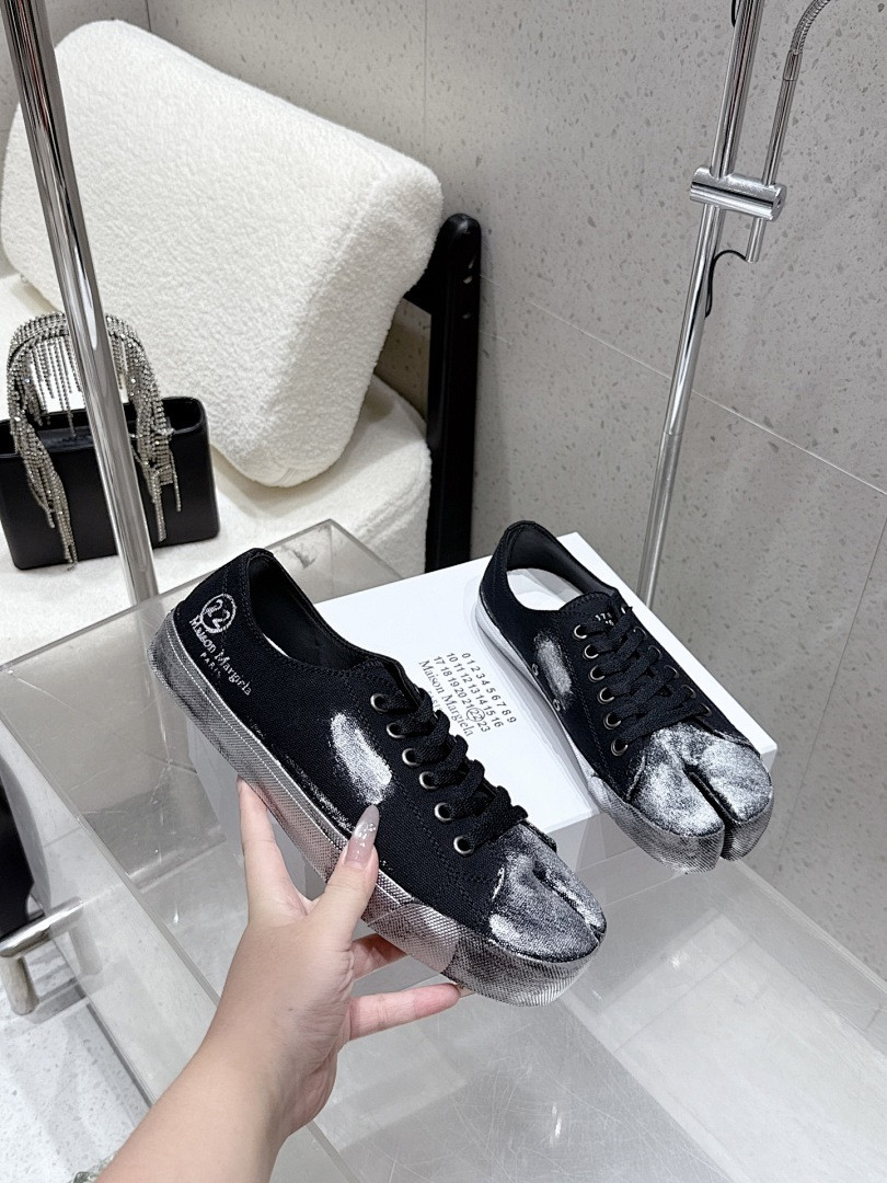 Ma1s0n Marg*e1a SNEAKER