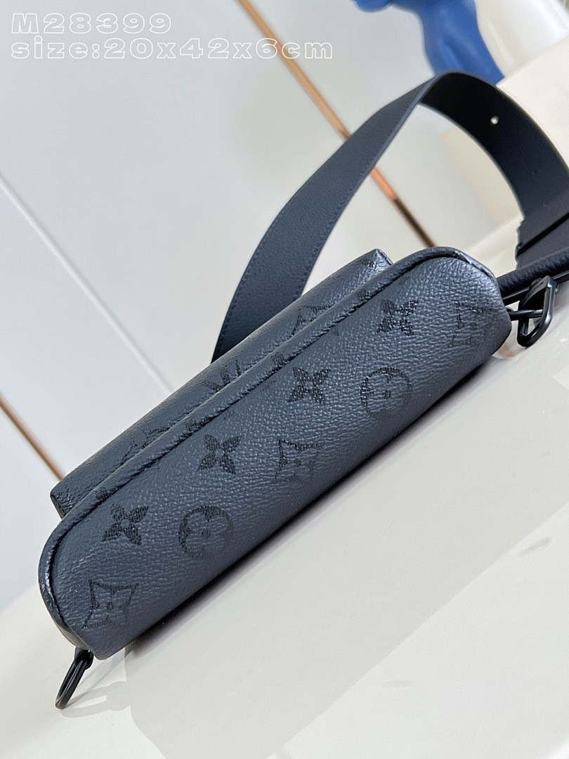 LVT PURSE