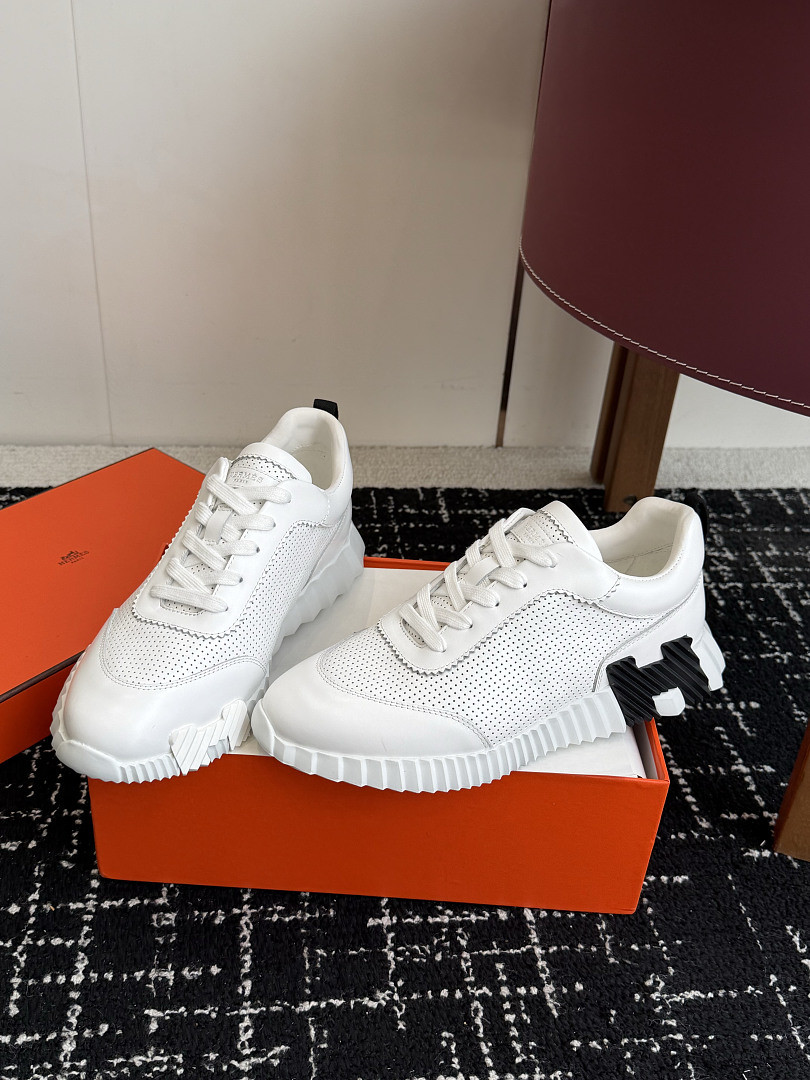 H**me5 Sneaker