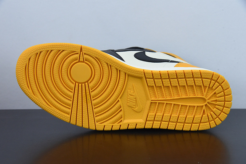 air jordan 1 high og “yellow toe” 555088-711