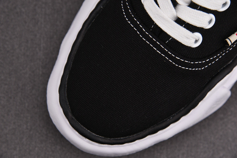 maison mihara yasuhiro sneaker