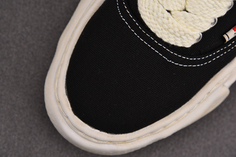 maison mihara yasuhiro sneaker