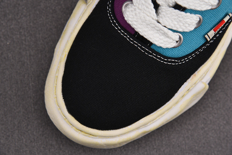 maison mihara yasuhiro sneaker