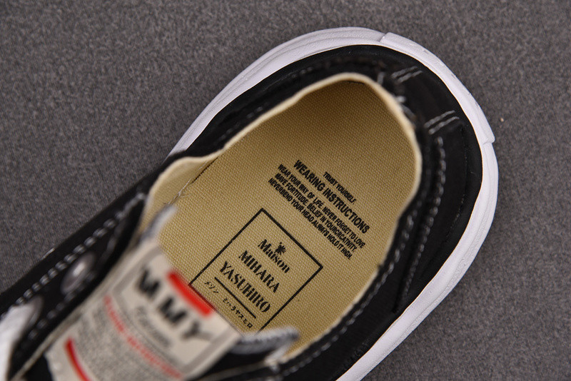 maison mihara yasuhiro sneaker
