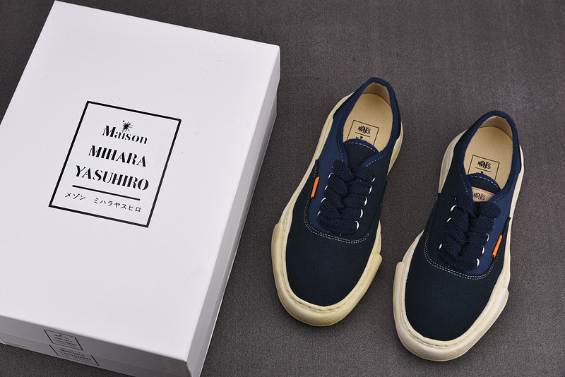maison mihara yasuhiro sneaker