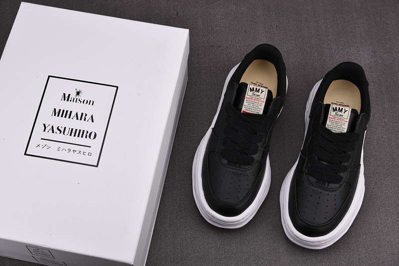 maison mihara yasuhiro sneaker