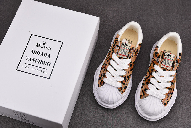 maison mihara yasuhiro sneaker