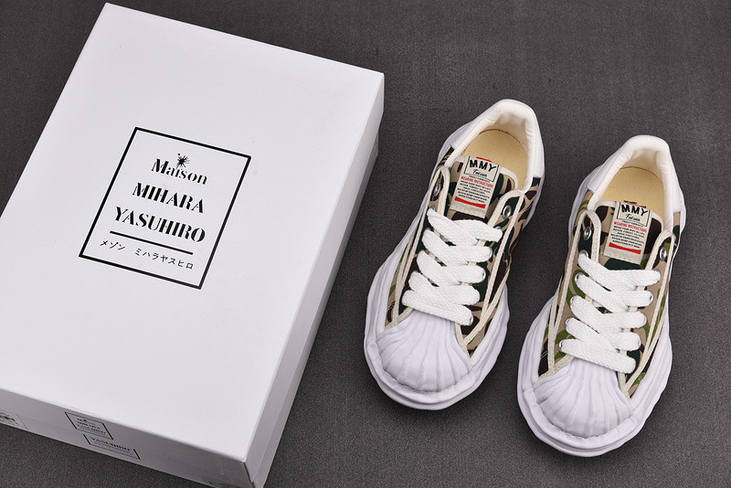 maison mihara yasuhiro sneaker