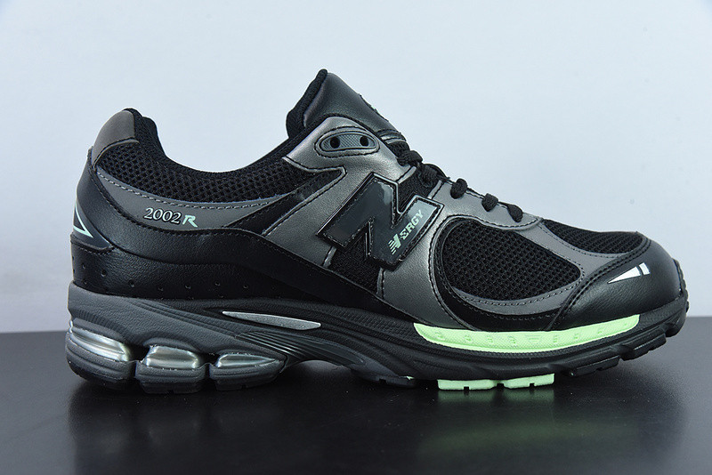 new balance sneaker