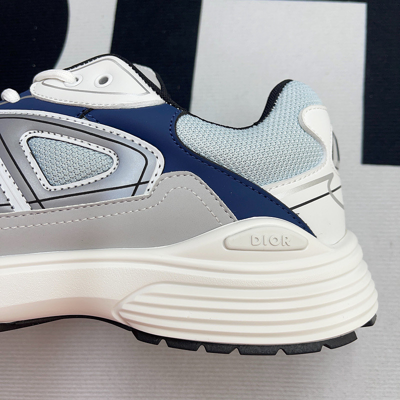 dio* sneaker