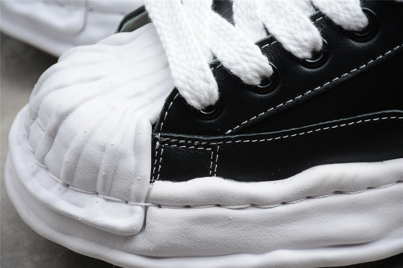 maison mihara yasuhiro sneaker