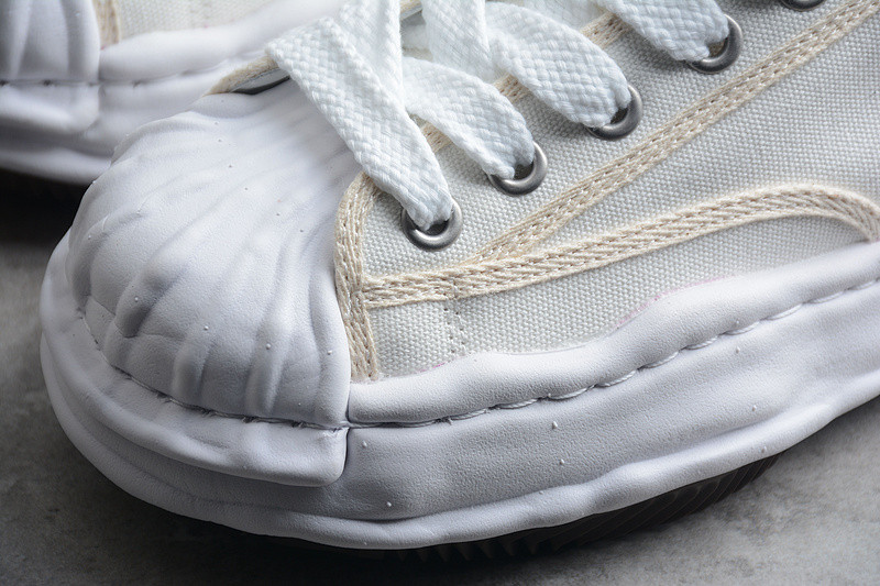 maison mihara yasuhiro sneaker