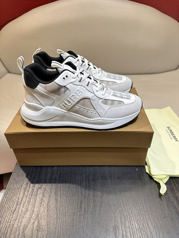 B**rry sneaker