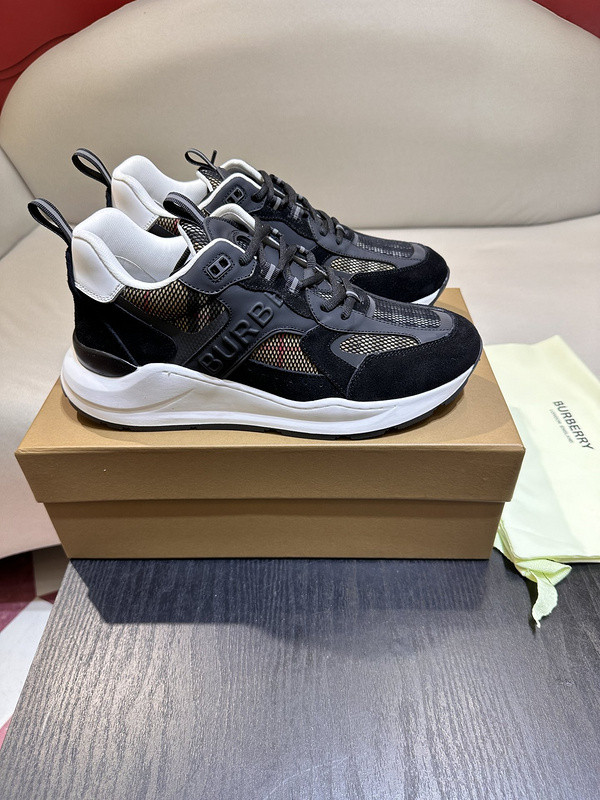 B**rry sneaker