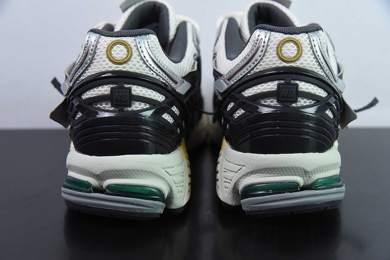 new balance sneaker