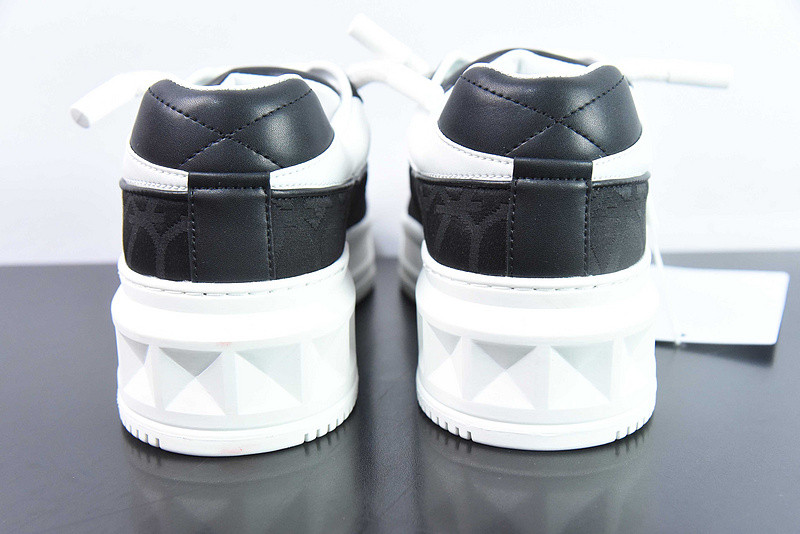 valentino sneaker