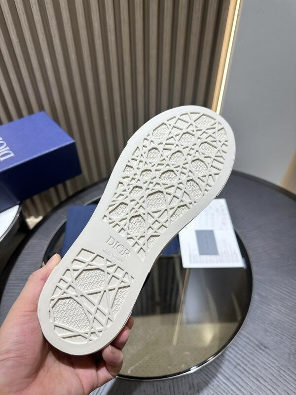 DIO* B33 SNEAKER