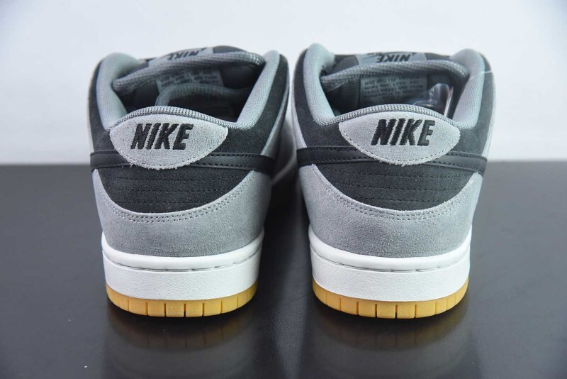 Nike SB Dunk Low "Dark Smoke Grey" HF3063-001