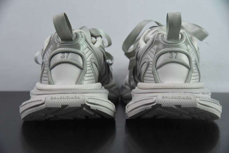 BC 3XL SNEAKER