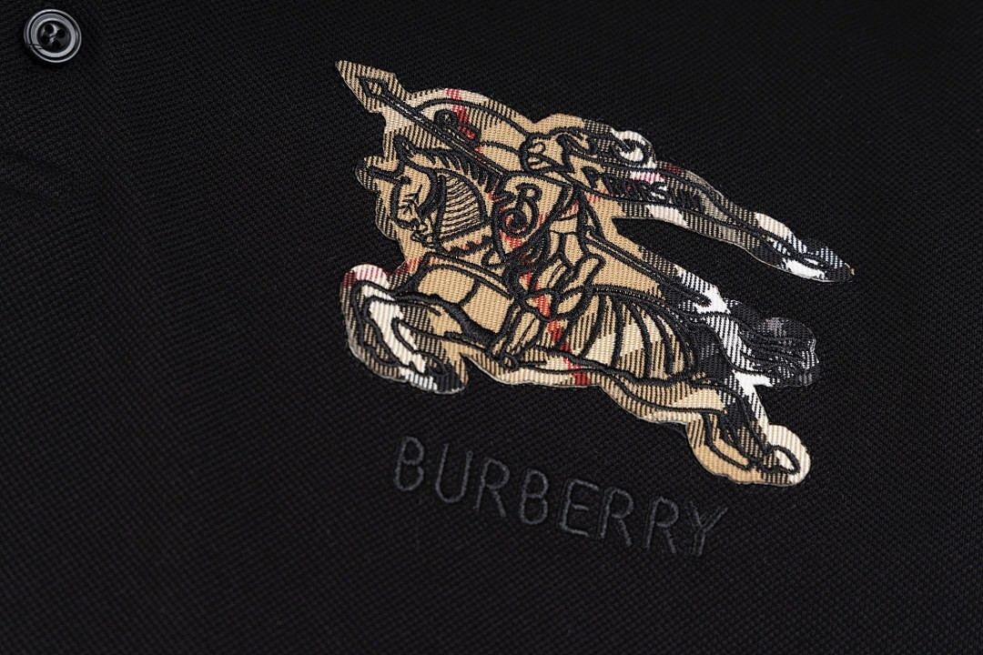 Bv*b*rry Clothes
