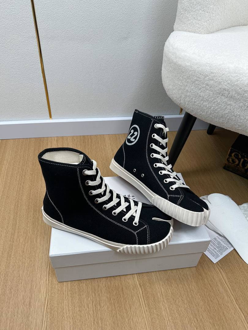 Ma1s0n Marg*e1a SNEAKER