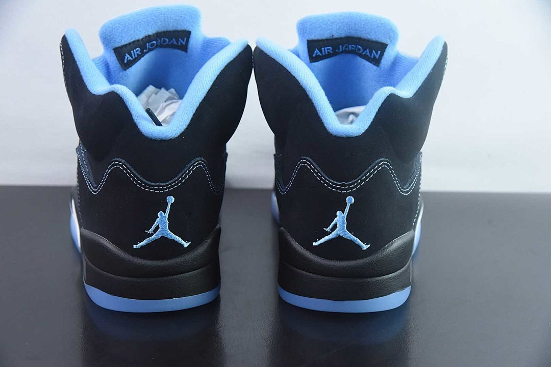 Air Jordan 5 “Black/University Blue” DD0587-008