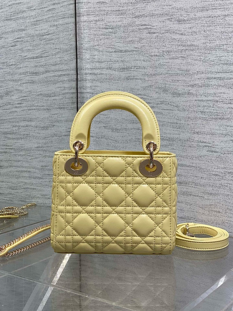 D10r BAG