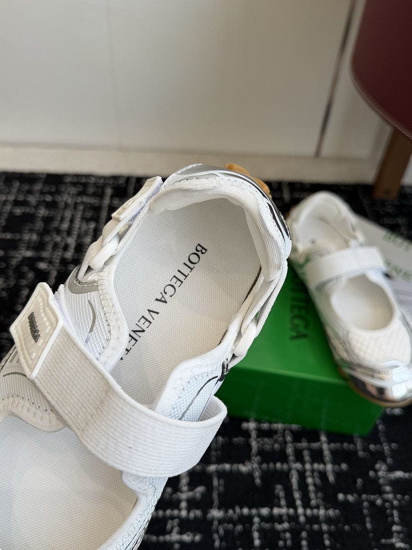 B0tt*ga Ven*ta Orbit Sneaker