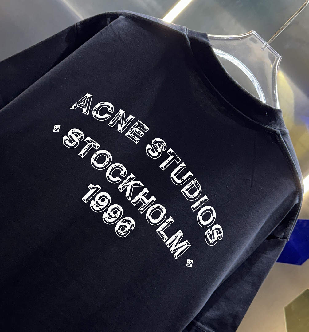 Acne Studios