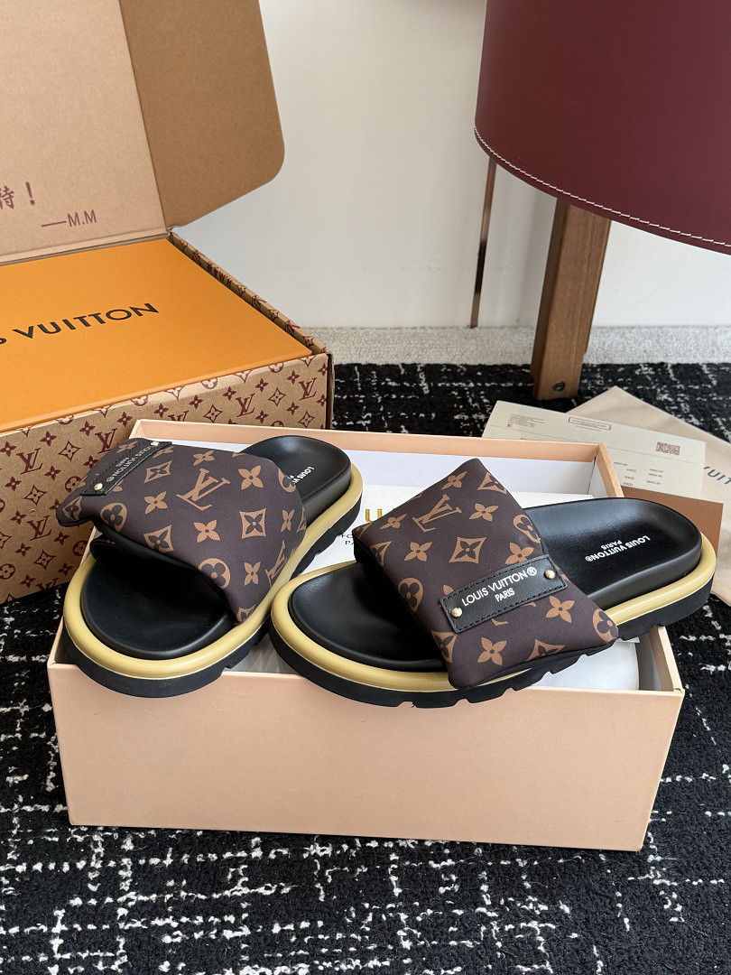 LVT SANDALS