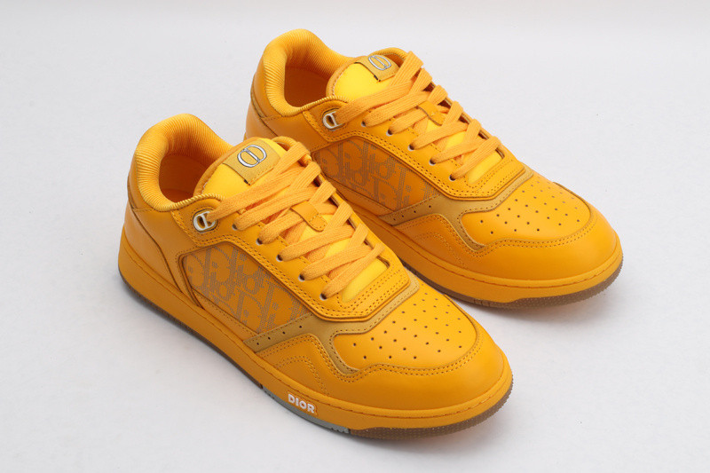 dio* sneaker