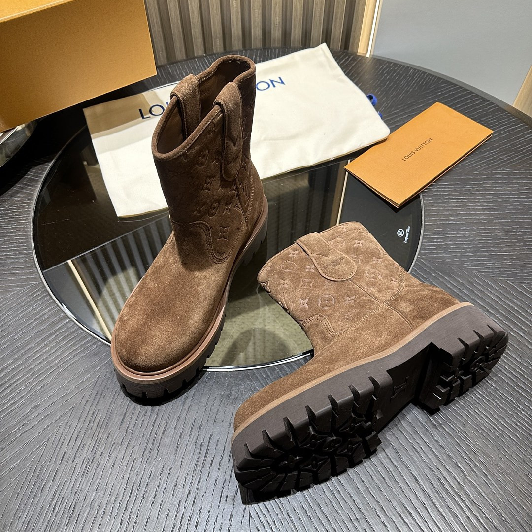 LVT BOOTS