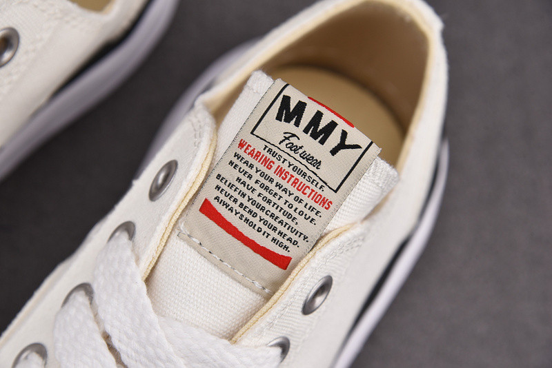 maison mihara yasuhiro sneaker