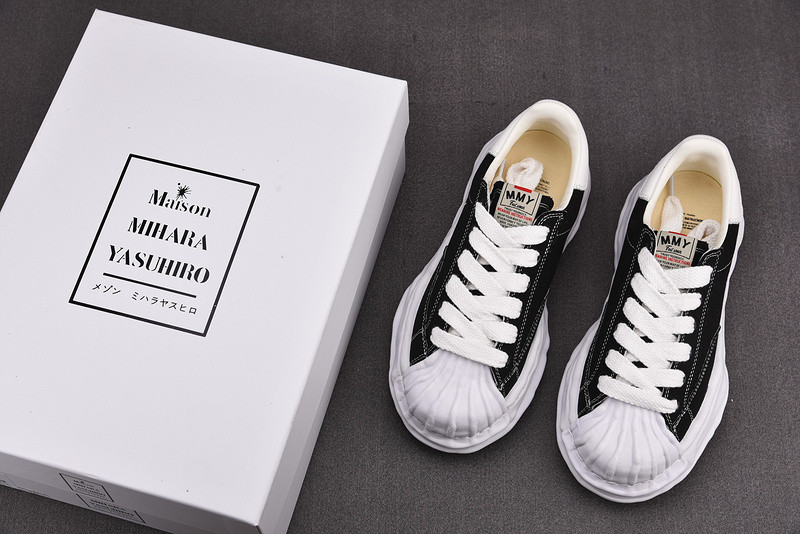 maison mihara yasuhiro sneaker