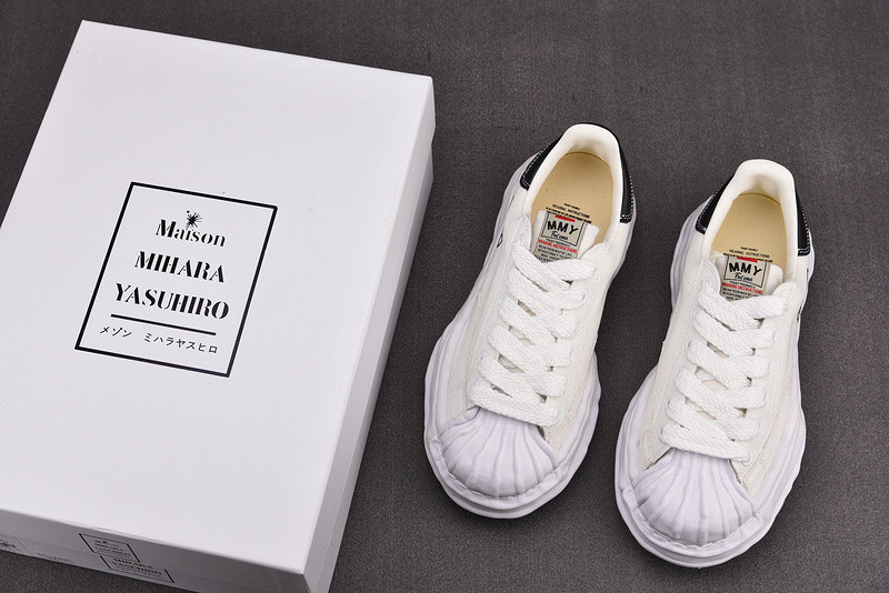 maison mihara yasuhiro sneaker