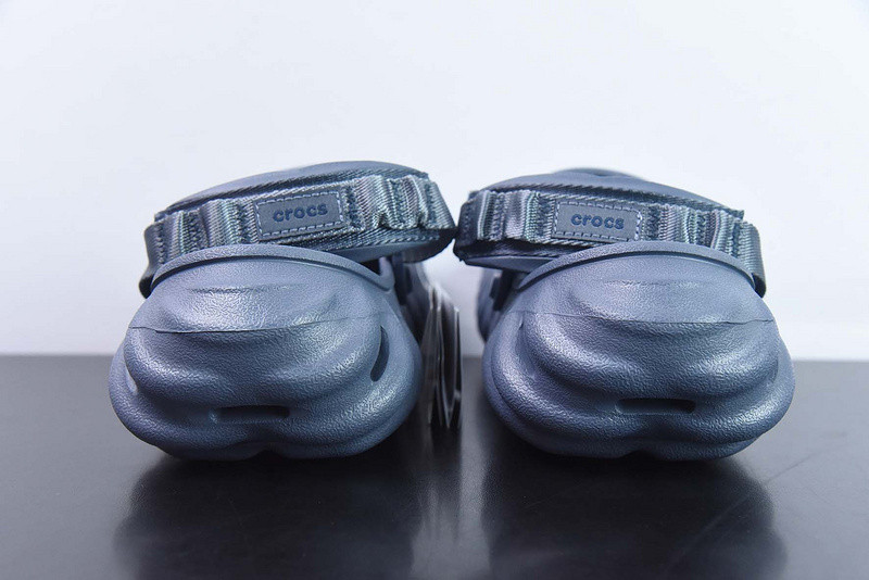 crocs echo clog storm