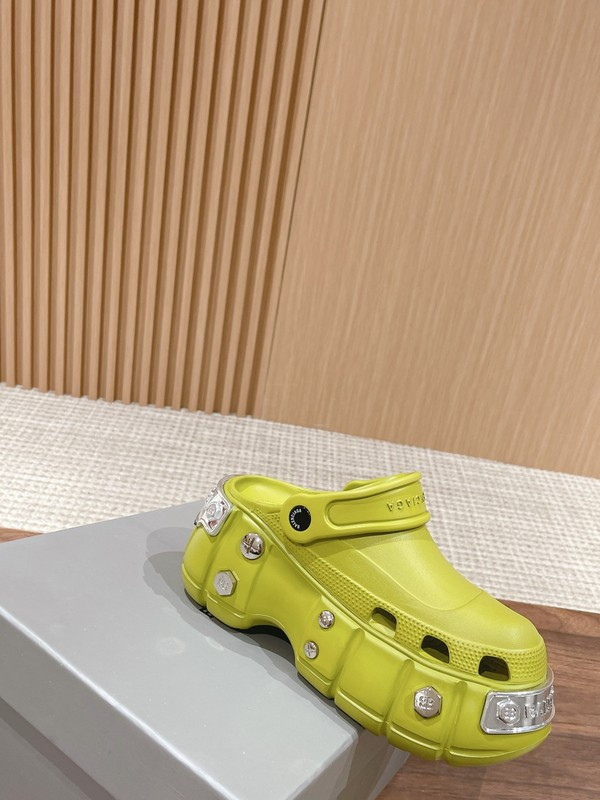 crocs x Ba*len*cia*ga hardcrocs sandal