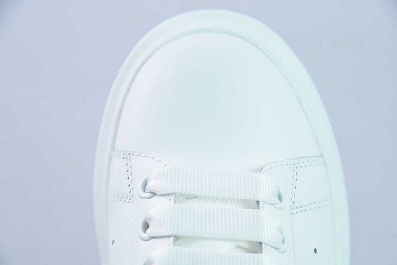 AlexER McEEN SNEAKERS