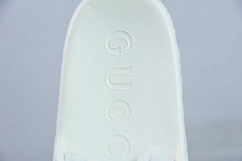 GUCCI SANDALS