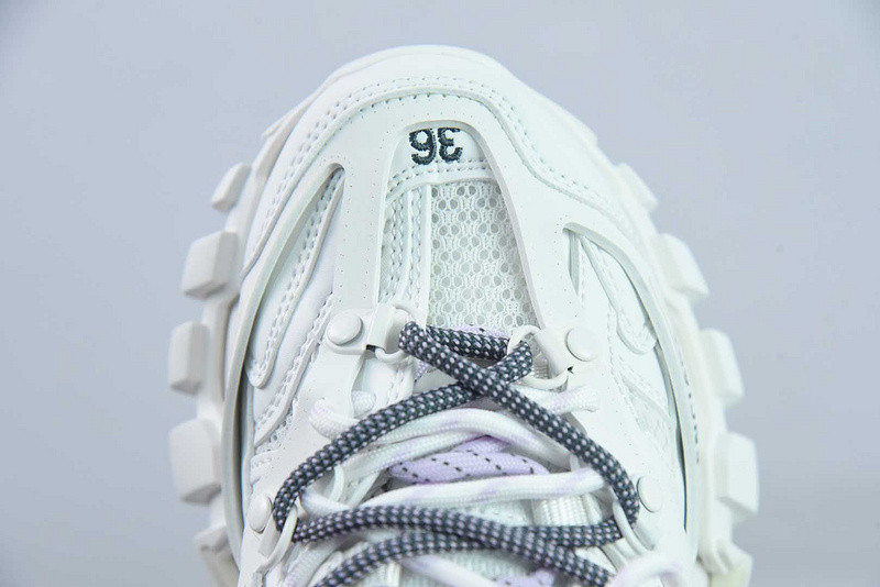 BC TRACK SNEAKER