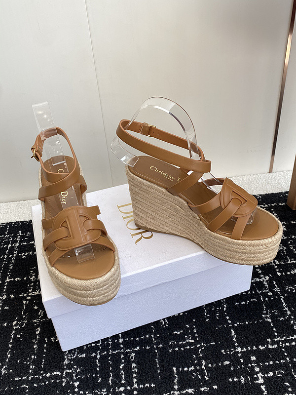 DIO* SNEAKER